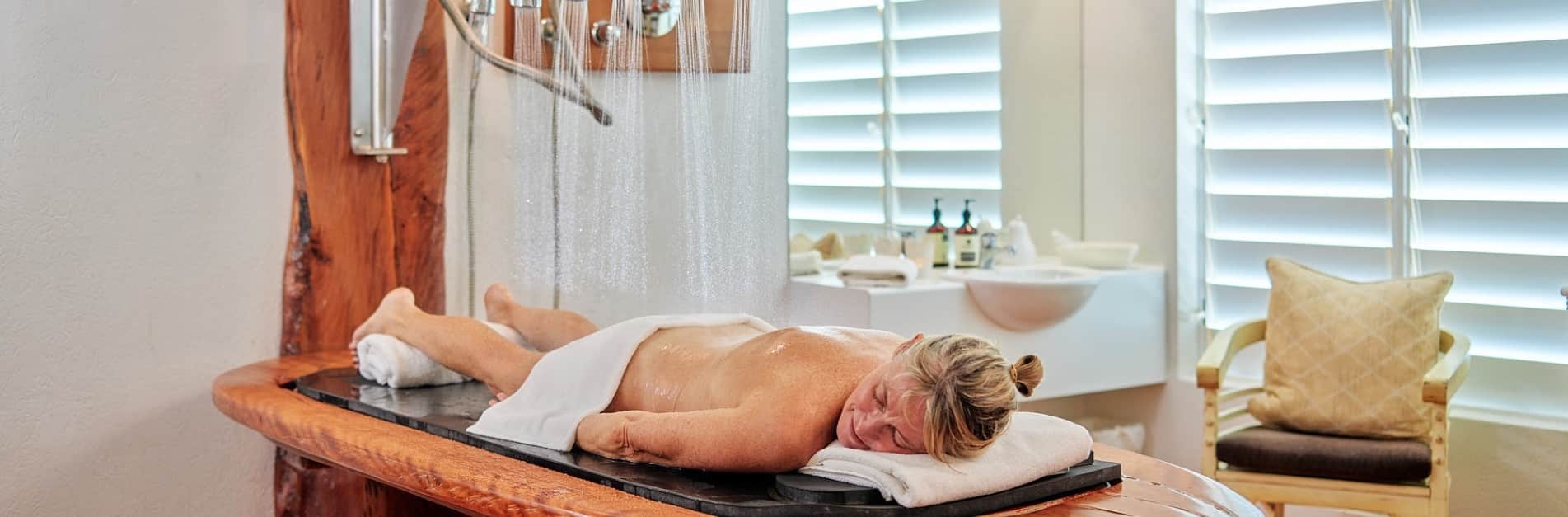 reef-house-day-spa-website-header-000